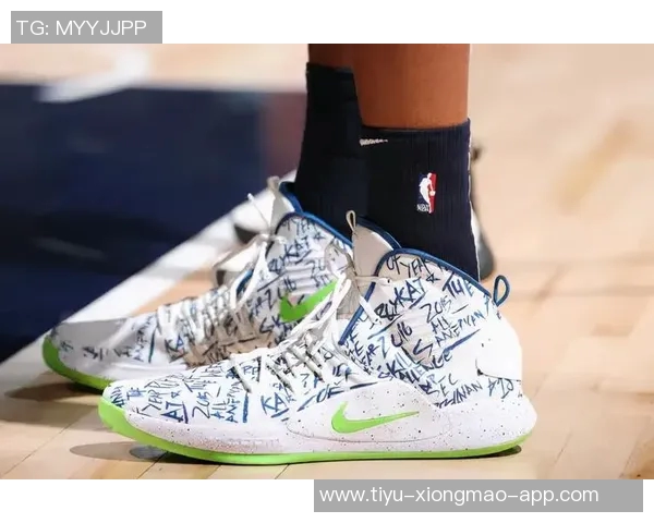 11月NBA球鞋上脚时间排行榜科比独占前三布克紧随其后耐克品牌强势占据前十